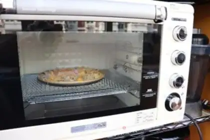 Make A tuna salami coarse pizza step 17