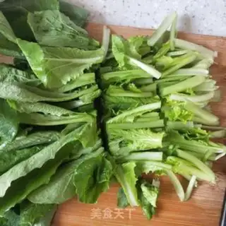 Make Little cabbage toad soup step 1