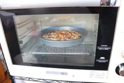 Make A tuna salami coarse pizza step 20