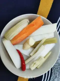 Make Family Sichuan pickles step 1