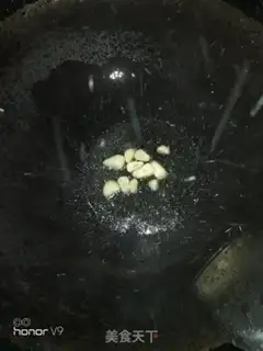 Make Garlic pickles step 1