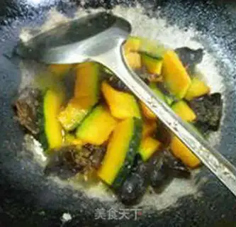 Make Black Muer fired Japanese pumpkins step 8