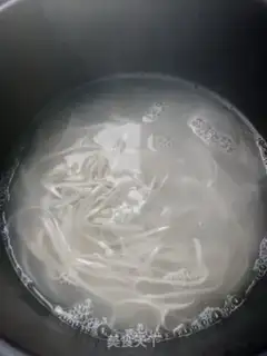 Make Spicy noodles step 0