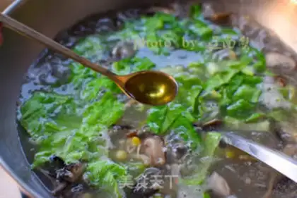 Make Beef fungus soup step 6