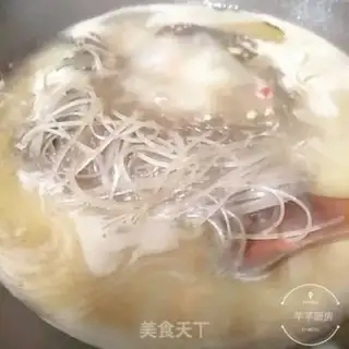 Make Fishheads with red potato fans step 6
