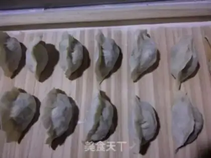 Make A flower dumpling step 3