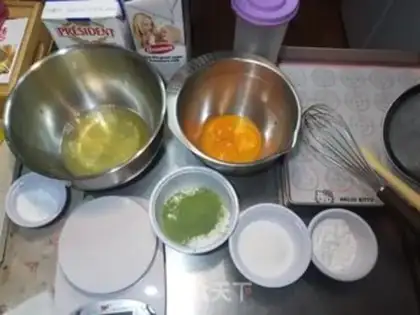 Make A tea and bean roll step 0
