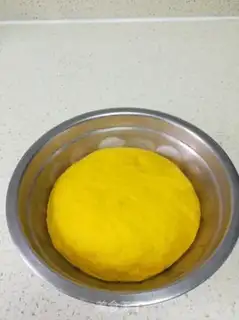 Make Pumpkin roses step 5