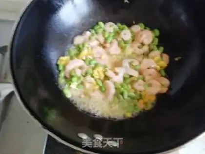 Make Shrimp fried eggs step 7