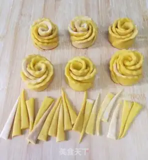 Make Pumpkin roses step 15