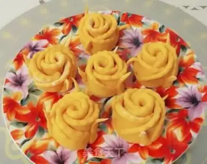 Make Pumpkin roses step 19