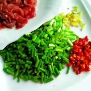 Make Garlic beef step 1