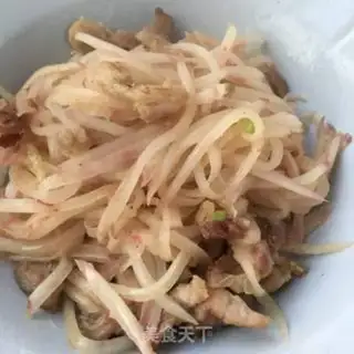 Make Pork and radish step 8