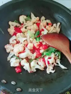 Make Tomato blossoms step 5