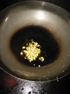 Make Garlic aces step 2