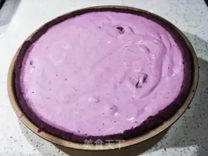 Make Blueberry stake ice cream cake step 18