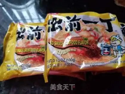 Make Shrimp noodles step 0