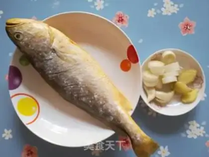 Make Soy and squirt fish step 1
