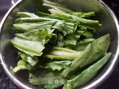 Make Shrimp noodles step 1