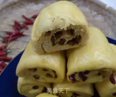 Make Pumpkin rolls step 7