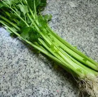 Make Tea mushroom celery step 0