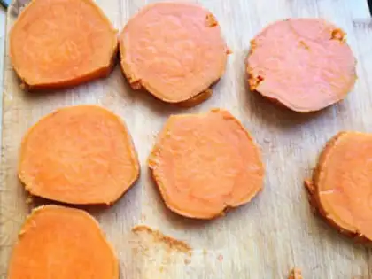 Make Homemade melon dry step 2