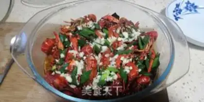 Make 13 fragrances of spicy lobster step 5