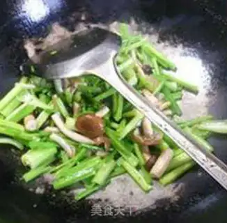 Make Tea mushroom celery step 8