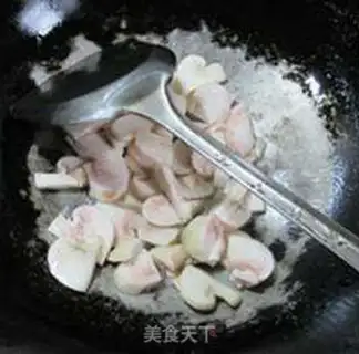 Make Fresh mushrooms step 5