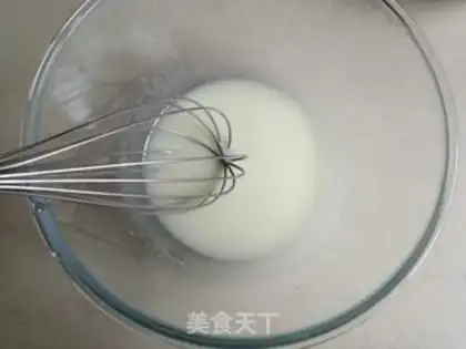 Make Four rolls of onion step 0