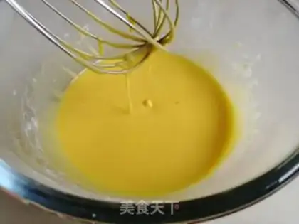 Make Four rolls of onion step 4