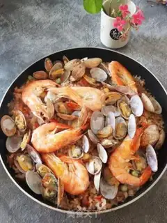 Make Improved version of Spanish seafood step 7
