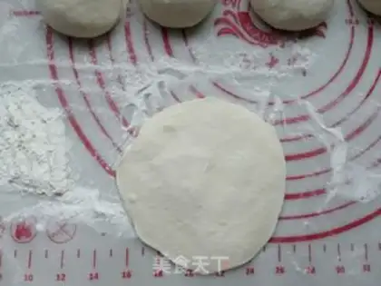 Make Spaghetti pizza step 7