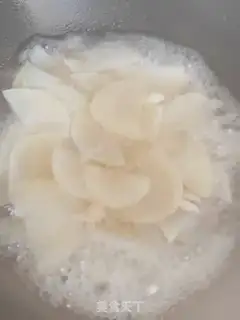 Make Korean chili potatoes step 4