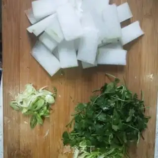 Make A pineapple step 0