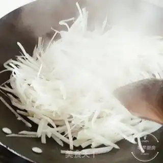Make Snack radish soup step 3
