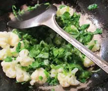 Make Bean sprouts step 5