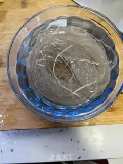 Make Xinjiako soup step 7