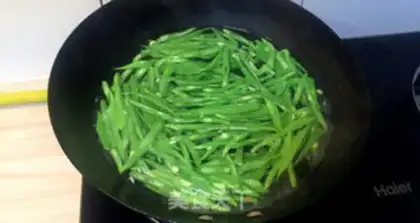 Make lentils step 0
