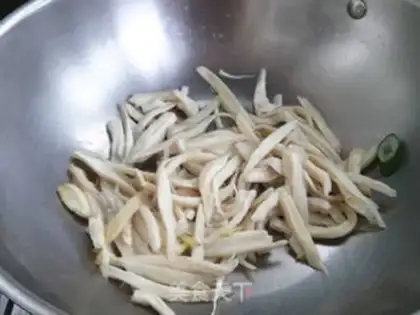 Make Dutch soybean mushrooms step 4