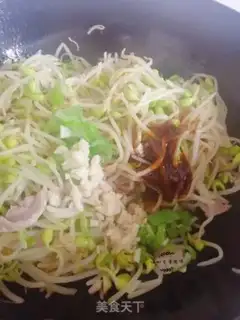 Make Soybean sprouts step 4