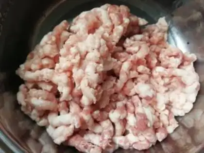 Make Spicy bouquet of pork step 3