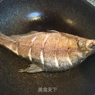 Make Red-fried fish step 3