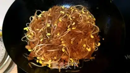 Make A bean sprouts fan step 4
