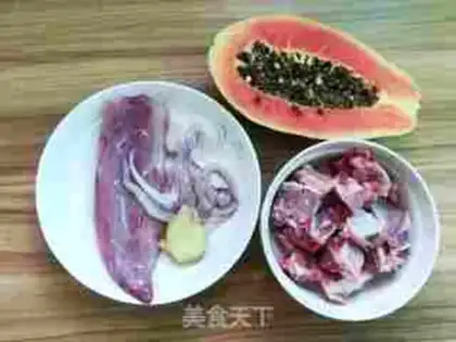Make Pumpkin squid chop soup step 0