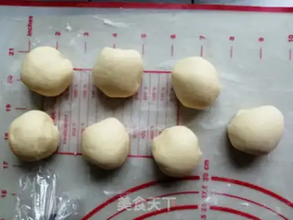 Make Little yellow dog pie step 2
