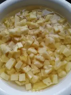 Make Bread pineapple jam step 1