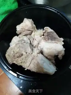 Make Five fingers, peaches, pig bones step 2