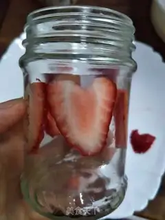 Make Strawberry yogurt step 4