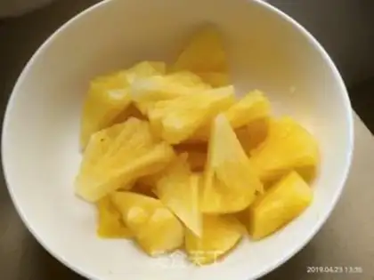 Make Pineapple duck step 2